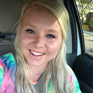 Meet your Posher, Dani